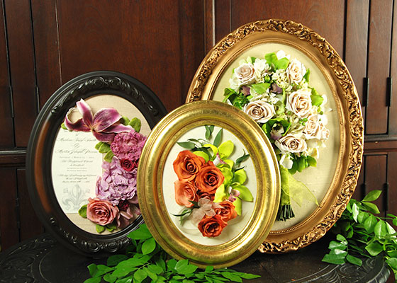 Floral Oval Keepsake