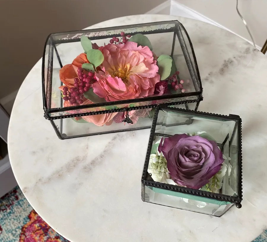glass box floral keepsakes